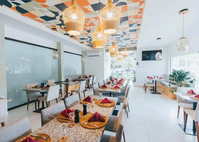 Paradise Bay Hotel Boutique